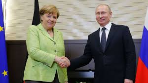 Merkel Putin le kritik zirveyi görüşecek